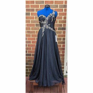 Stunning ALYCE Paris Black Evening Gown NWT